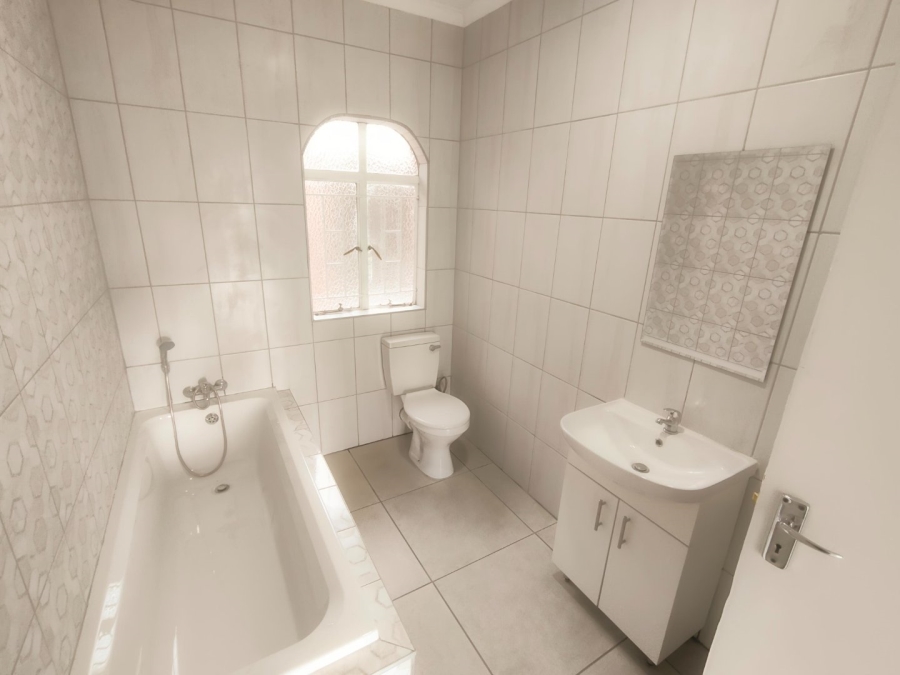 3 Bedroom Property for Sale in Vaalpark Free State
